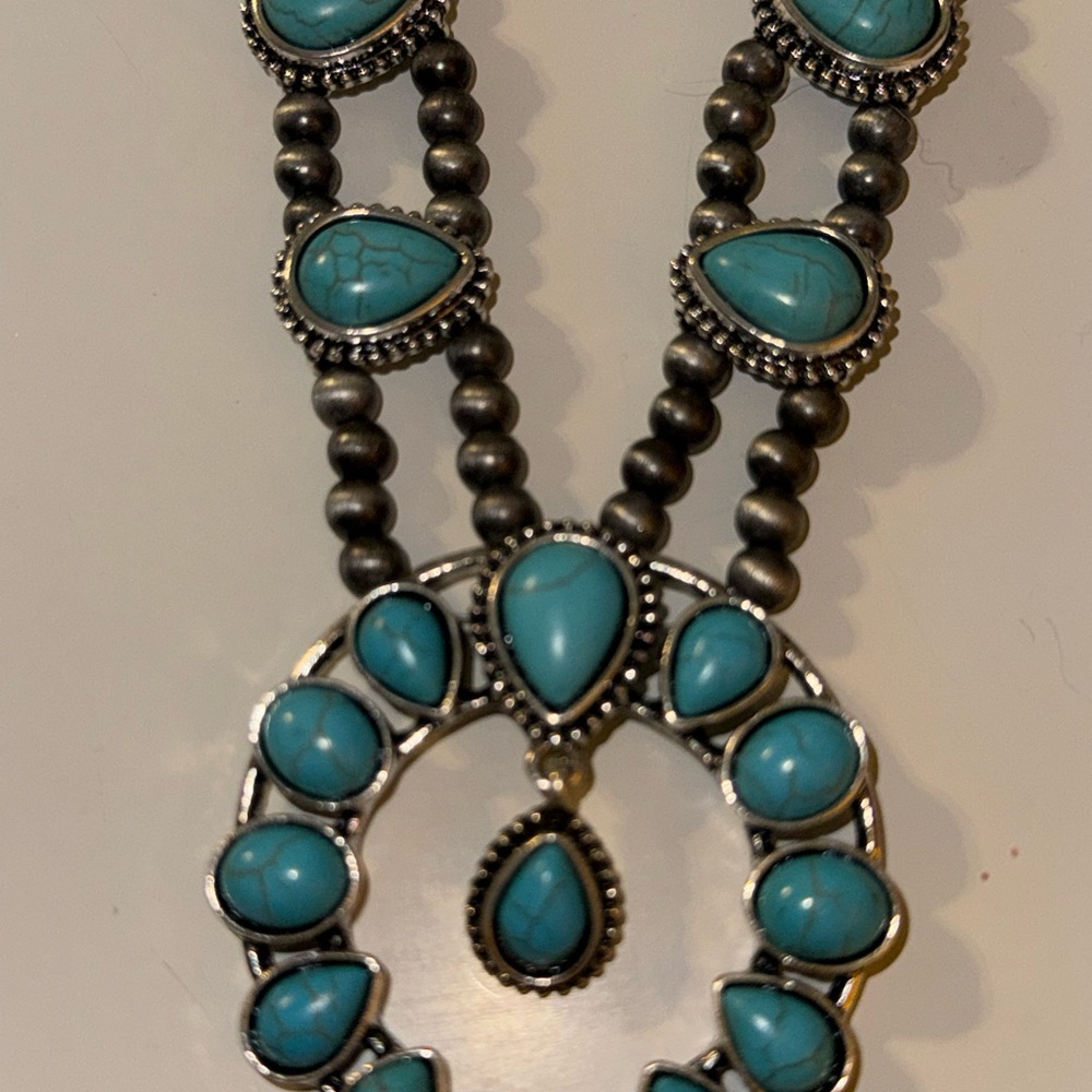 Turquoise Beaded Necklace